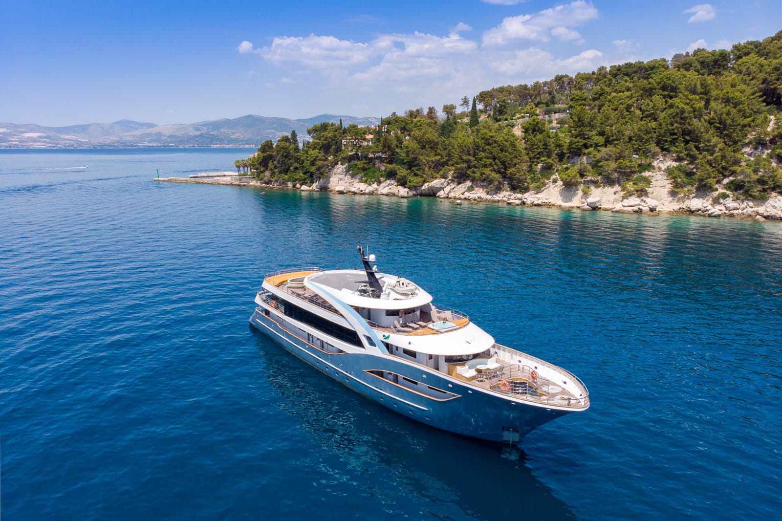 Luxury boat bella in croatia