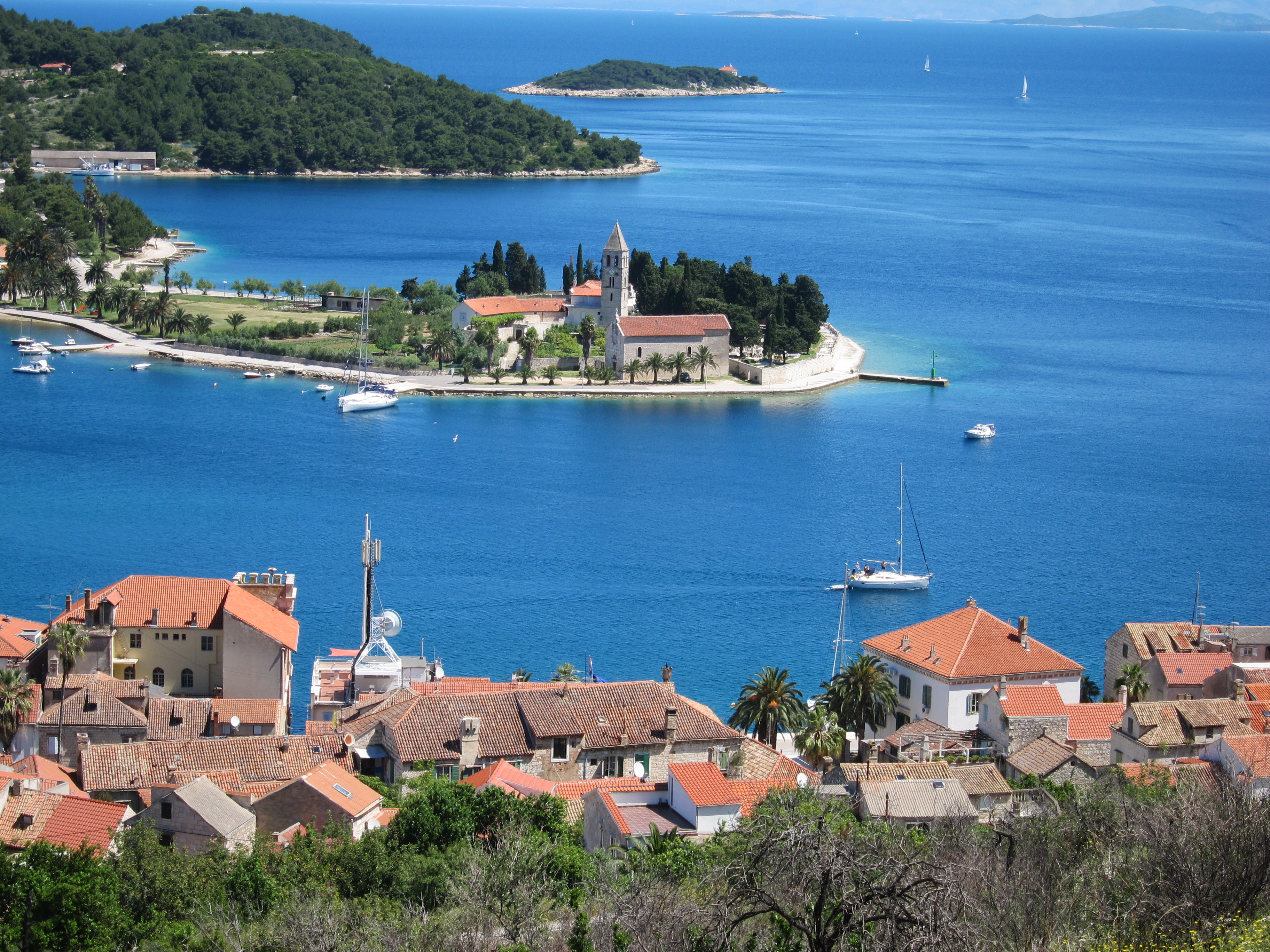 Croatia dalmatia islands bike tour ocean view